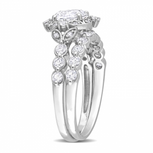 Комплект колец из белого золота 585 пробы с белым сапфиром и бриллиантом