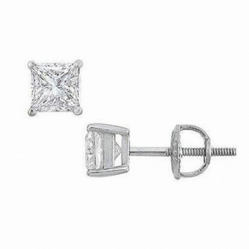 Серьги из платины с бриллиантом
