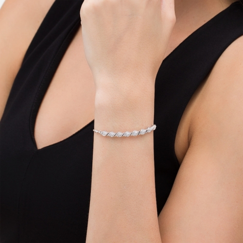 Браслет из серебра с бриллиантами