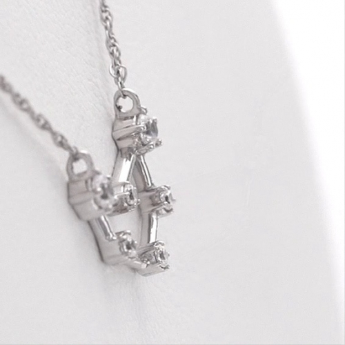 Колье из серебра с бриллиантом