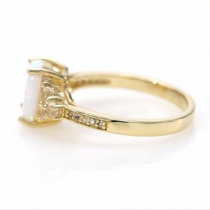 Женское кольцо из серебра 925 пробы с опалом и топазами