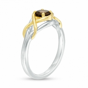 Женское кольцо из серебра 925 пробы с кварцем