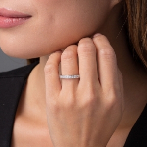 Обручальное кольцо "Сказочные чары" из белого золота с бриллиантами