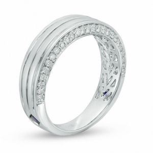 Мужское кольцо из белого золота 585 пробы с сапфиром и бриллиантами