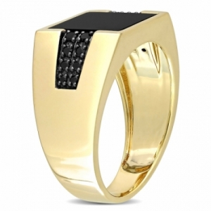 Мужское кольцо из желтого золота 585 пробы с ониксом и черным бриллиантом