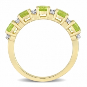 Женское кольцо из серебра 925 пробы с перидотом и белым сапфиром