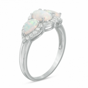 Женское кольцо из серебра с опалом и белым сапфиром