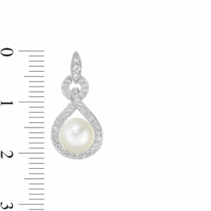 Серьги из серебра с жемчугом и белым сапфиром