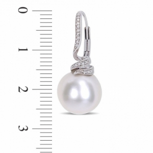 Серьги из серебра с белым жемчугом и бриллиантом