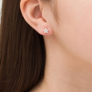 Серьги-гвоздики из желтого золота 585 пробы с Swarovski Zirconia