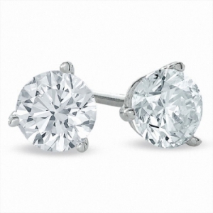 Серьги из платины с бриллиантом