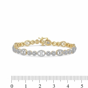 Золотой браслет с множеством бриллиантов огранки круг разного диаметра